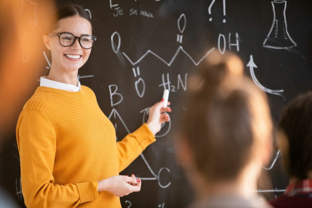 Teaching chemistry